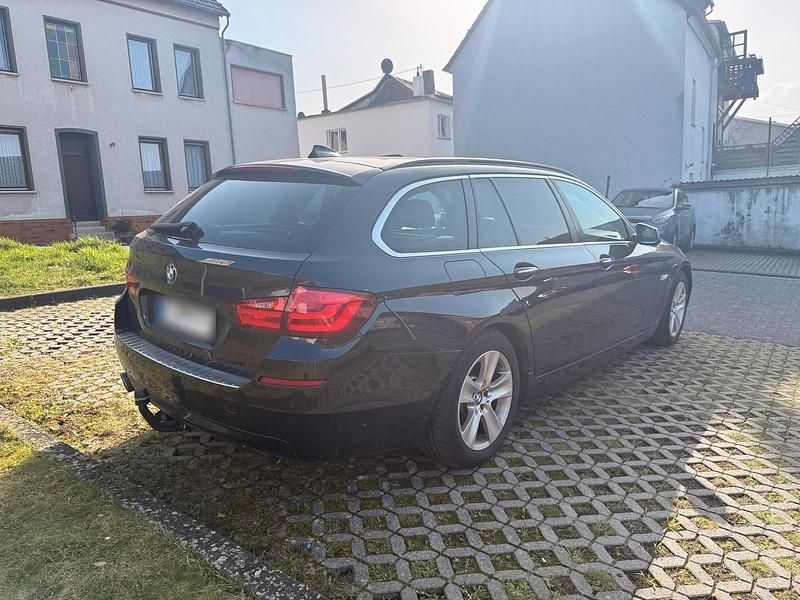 Gebraucht BMW 525 218 PS (160 kW) 2013 Schwarz Kombi