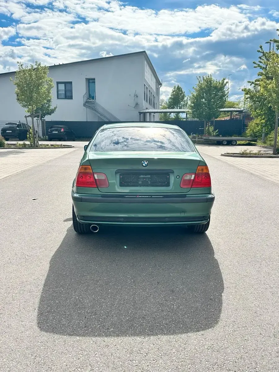 Gebraucht BMW 318 118 PS (86 kW) 2000 Grün Limousine