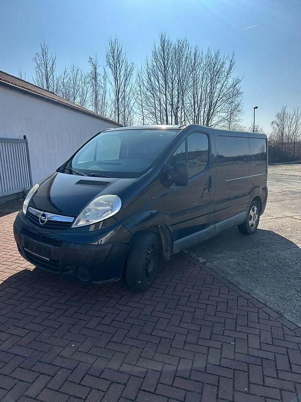 Gebraucht Opel Vivaro 90 PS (66 kW) 2007 Schwarz Van / Kleinbus