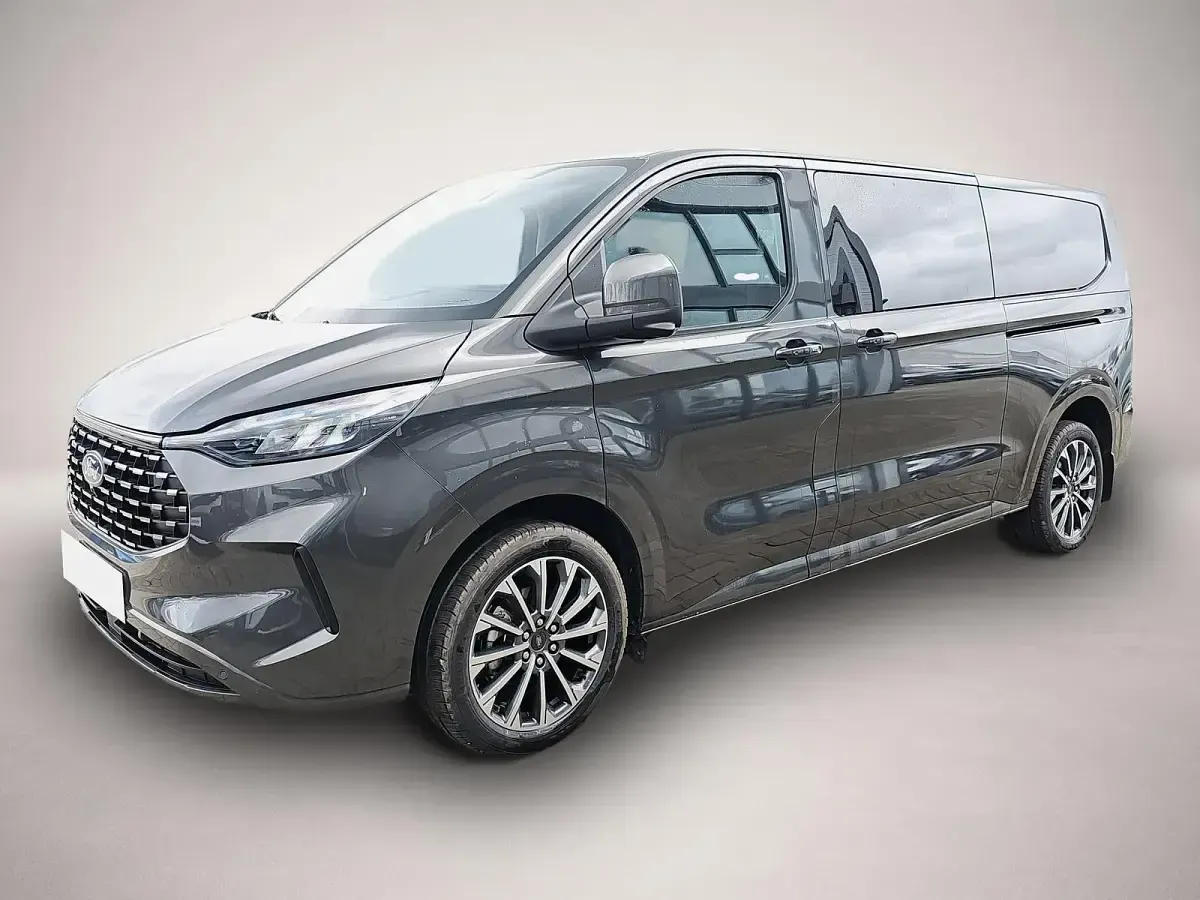 Neu Ford Tourneo Custom Titanium X 170 PS (125 kW) 2026 Manufacturer Van