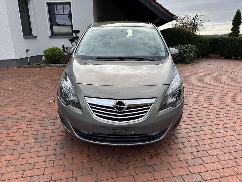 Gebraucht Opel Meriva Selection 101 PS (74 kW) 2011 Grau Van / Kleinbus