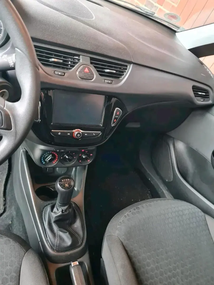 Gebraucht Opel Corsa 69 PS (50 kW) 2017 Weiß Kleinwagen