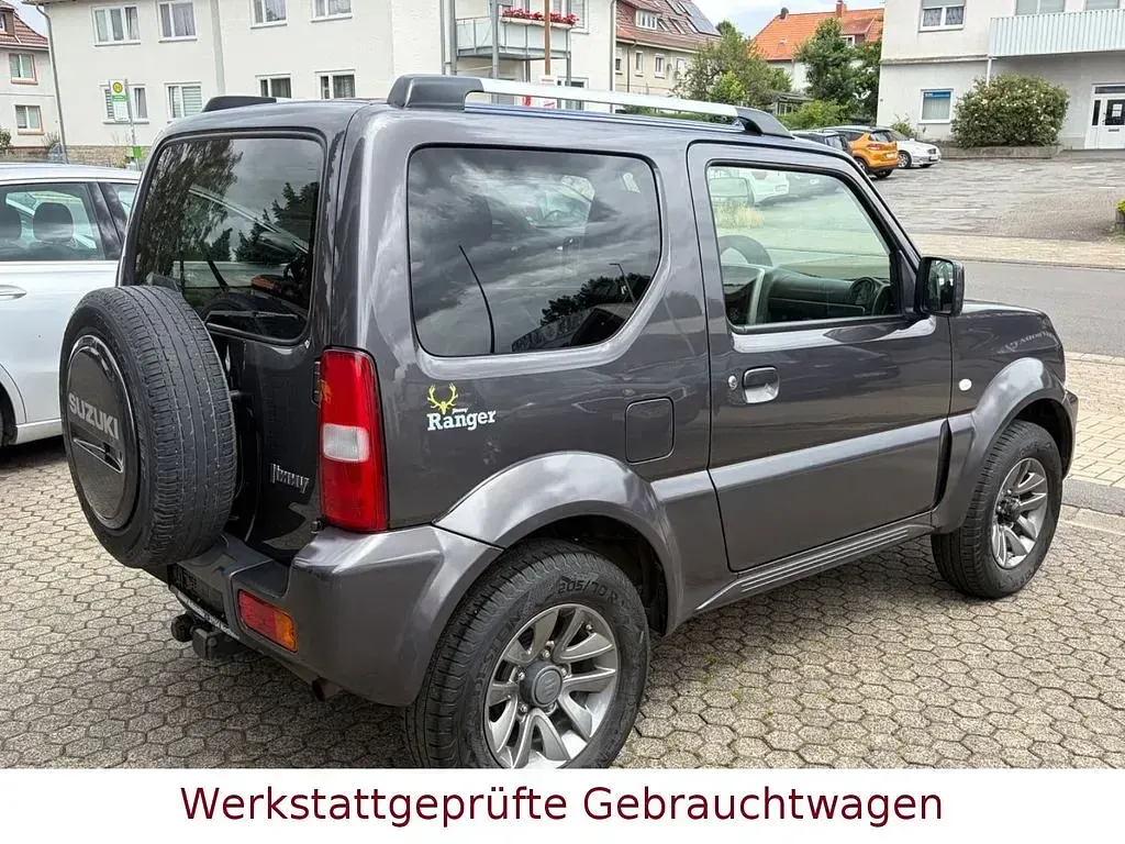 Gebraucht Suzuki Jimny Ranger Style 84 PS (61 kW) 2017 Grau SUV