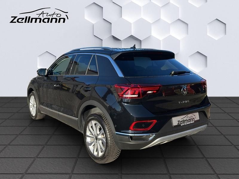 Gebraucht VW T-Roc Style 150 PS (110 kW) 2024 Deep black SUV