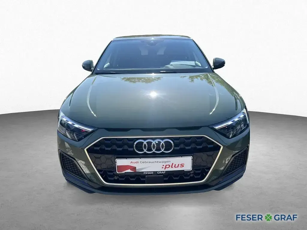 Gebraucht Audi A1 Sportback Advanced Plus 116 PS (85 kW) 2025 Distriktgrün metallic Kleinwagen