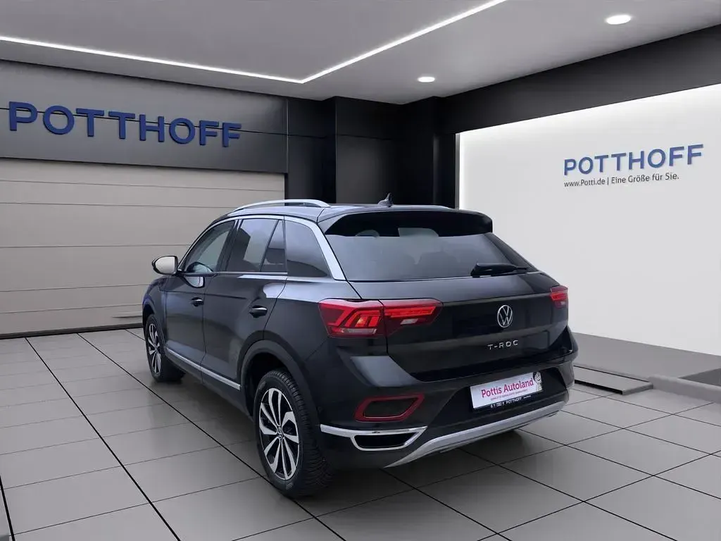 Używany VW T-Roc Style 150 KM (110 kW) 2022 Czarny SUV