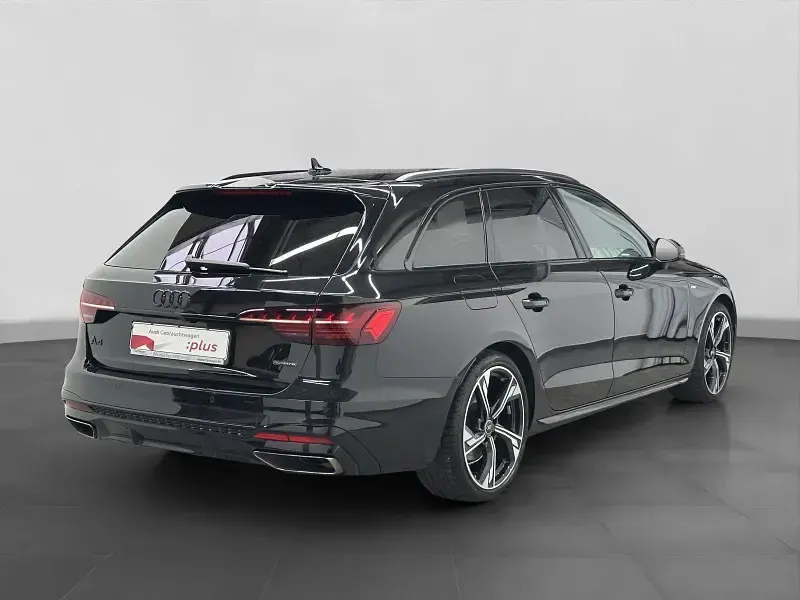 Gebraucht Audi A4 S-Line 204 PS (150 kW) 2025 Schwarz Limousine