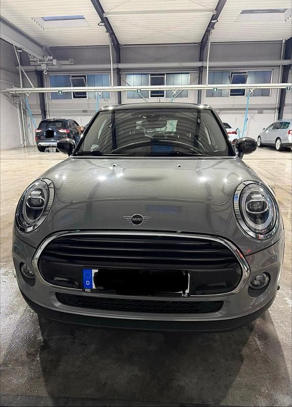 Gebraucht Mini Cooper 136 PS (100 kW) 2019 Grau Kleinwagen