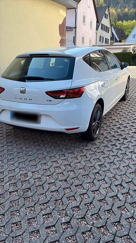 Usata Seat Leon 110 CV (80 kW) 2016 Bianco Station wagon