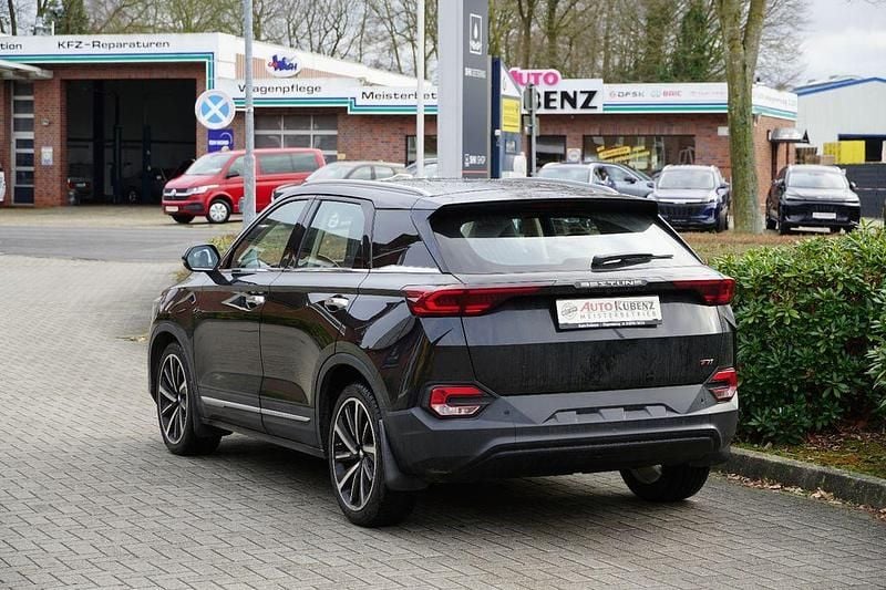 Gebraucht Bestune T77 160 PS (117 kW) 2021 Schwarz SUV
