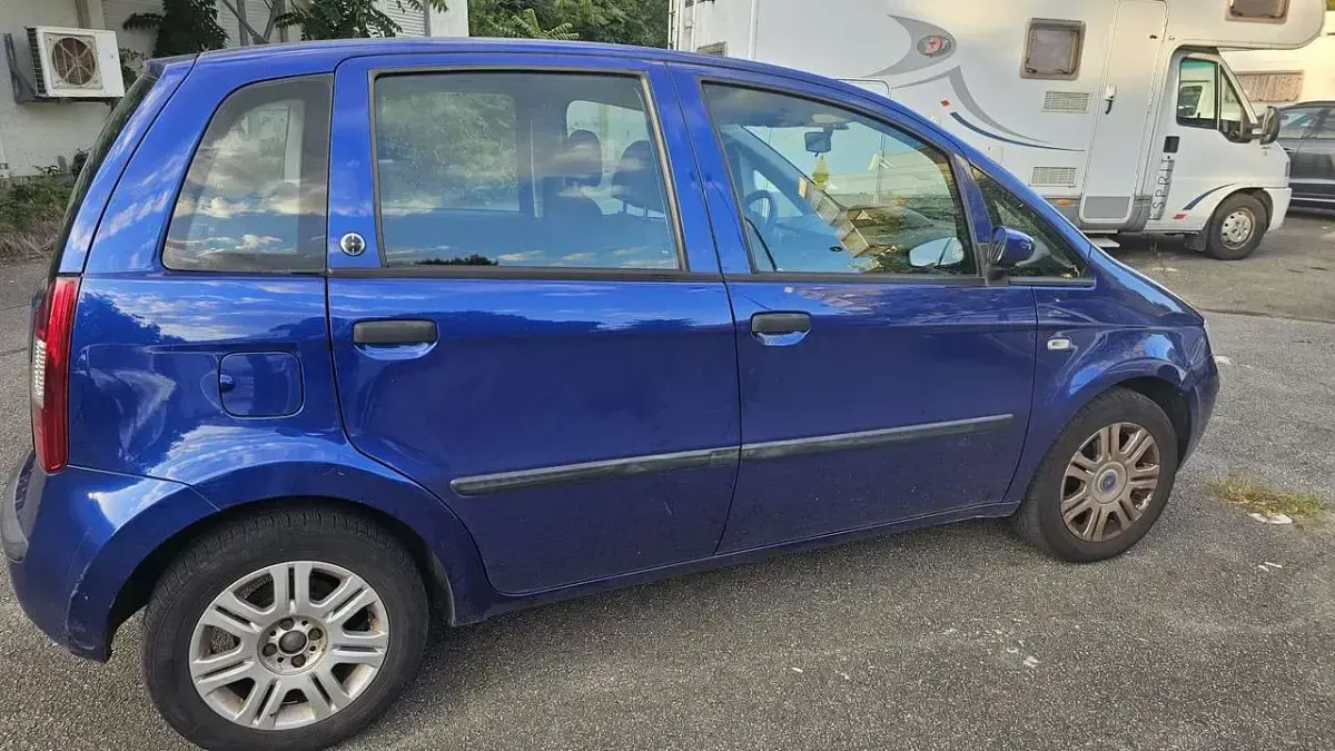 Gebraucht Fiat Idea 77 PS (56 kW) 2008 Blau Van / Kleinbus