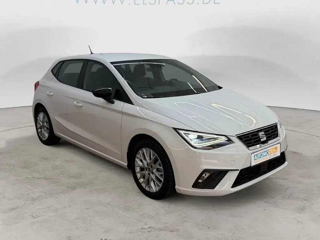 Gebraucht Seat Ibiza FR-Line 110 PS (80 kW) 2024 Weiss Kleinwagen