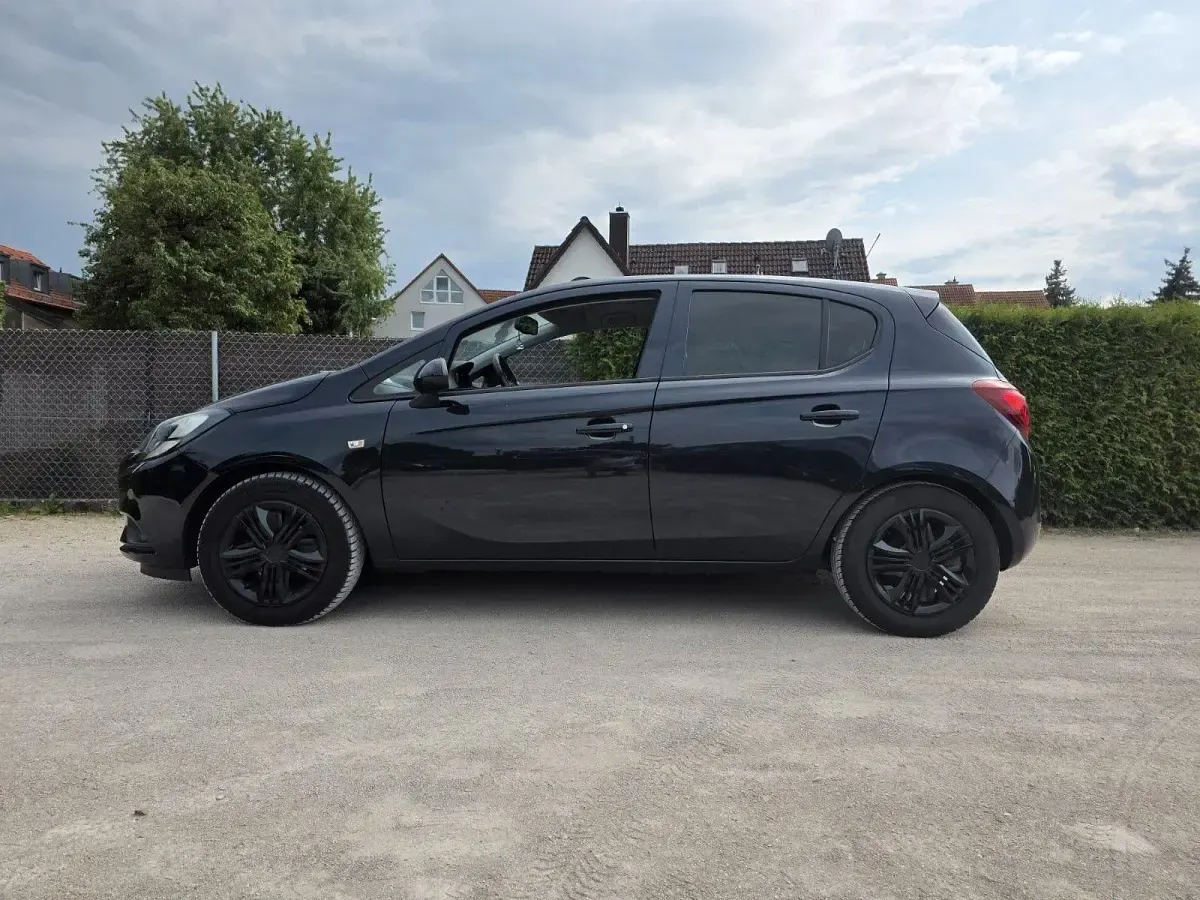 Gebraucht Opel Corsa 90 PS (66 kW) 2017 Schwarz Kleinwagen