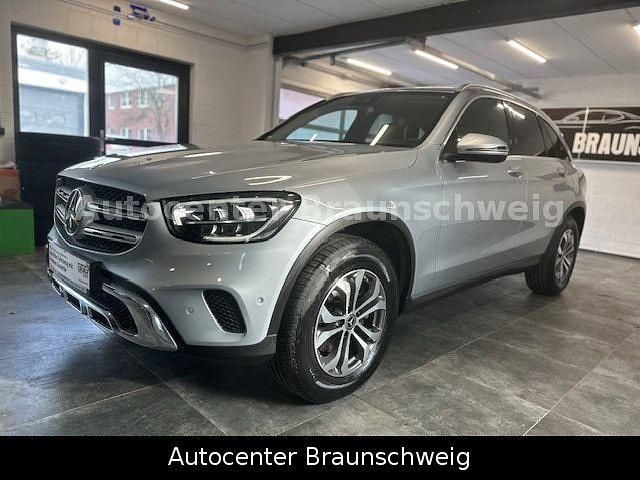 Gebraucht Mercedes GLC220 194 PS (142 kW) 2021 Silber SUV