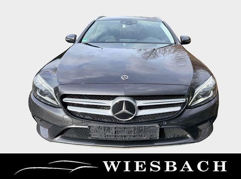 Gebraucht Mercedes C300e 306 PS (225 kW) 2019 Schwarz Limousine