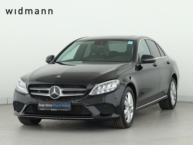 Unilack schwarz Gebraucht 2021 Mercedes C300e Avantgarde Limousine | 27.850 € (Guter Preis) - Bild 1/4