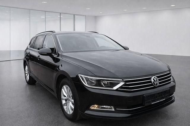 Gebraucht VW Passat 150 PS (110 kW) 2018 Schwarz (metallic) Kombi
