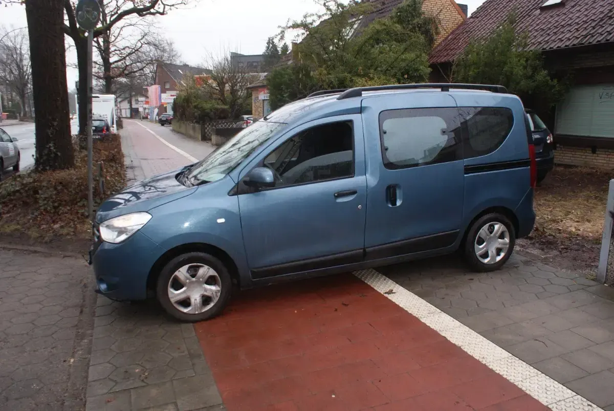 Gebraucht Dacia Dokker 116 PS (85 kW) 2014 Van / Kleinbus