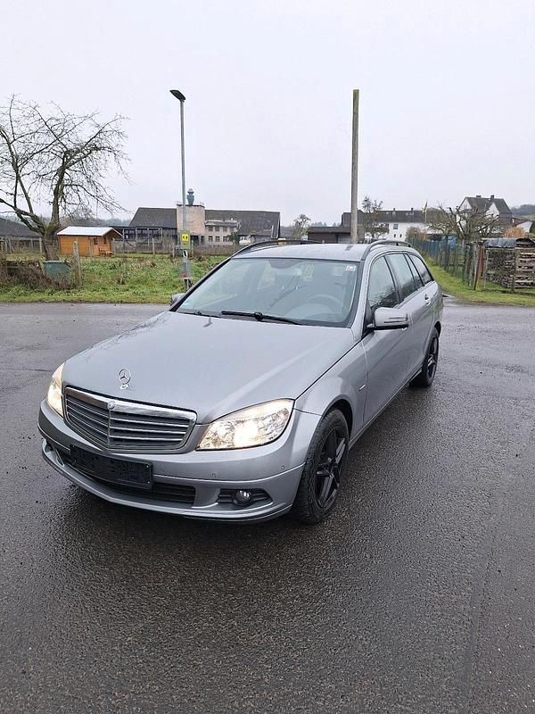 Gebraucht 2010 Mercedes C220 Kombi | 2.750 € (Guter Preis) - Bild 1/4