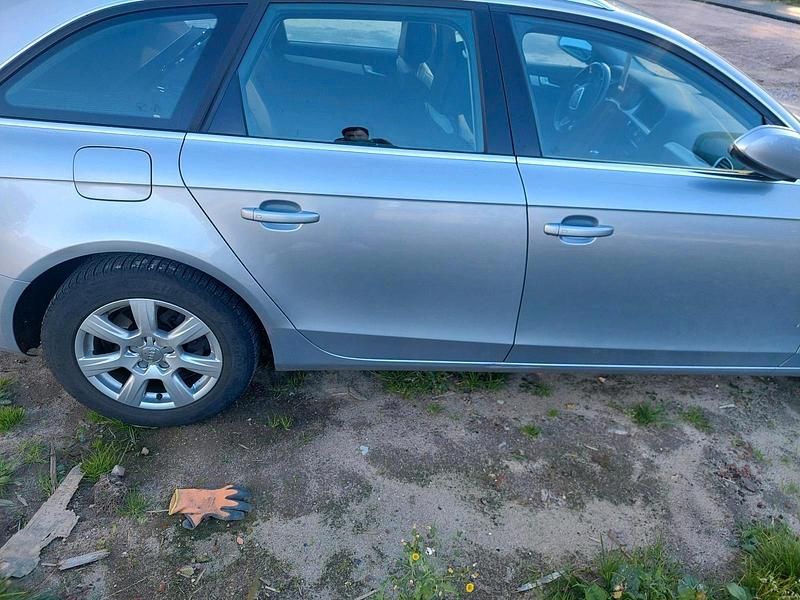 Second-hand Audi A4 150 CP (110 kW) 2015 Andere farben Break