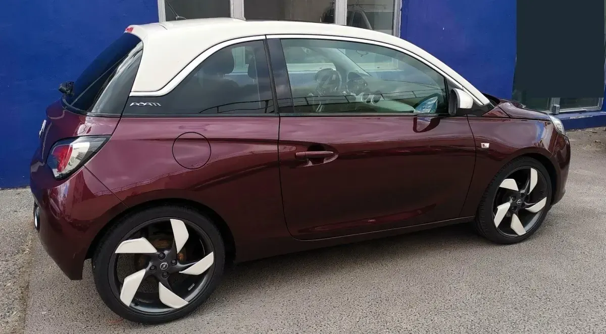 Używany Opel Adam 87 KM (63 kW) 2015 Czerwony Hatchback