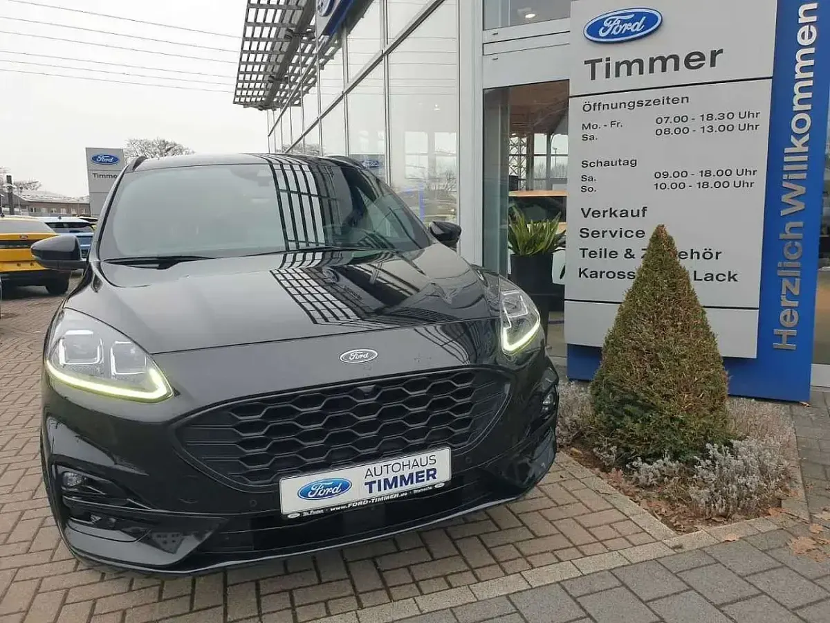 Gebraucht Ford Kuga ST-Line X 224 PS (164 kW) 2022 Obsidianschwarz metallic SUV