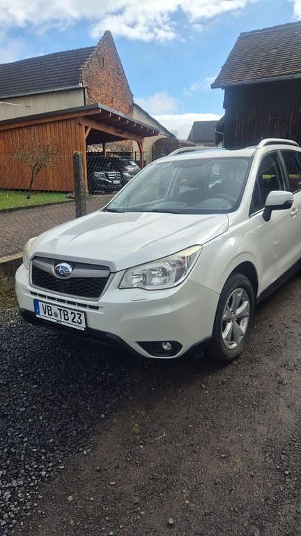 Gebraucht Subaru Forester Exclusive+ 150 PS (110 kW) 2014 Weiß SUV