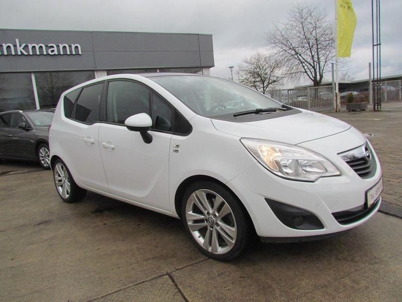 Gebraucht Opel Meriva 140 PS (102 kW) 2012 Weiß Van / Kleinbus