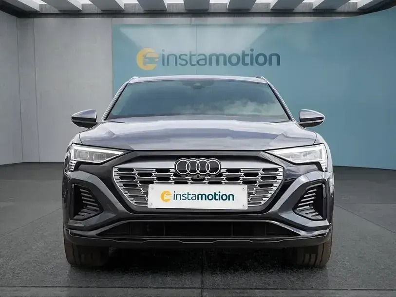 Gebraucht Audi Q8 e-tron S-Line 300 kW (408 PS) 2024 Grau SUV