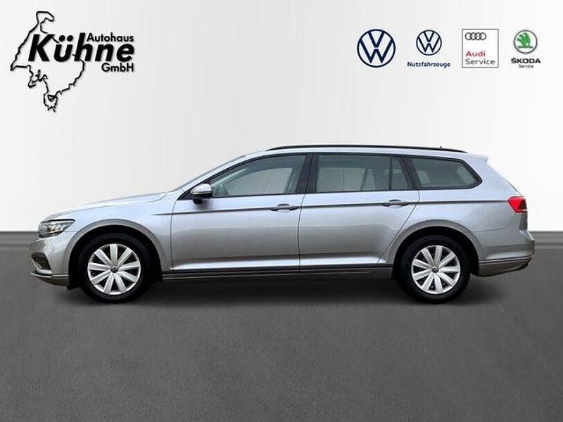 Gebraucht VW Passat Conceptline 150 PS (110 kW) 2022 Silber Kombi