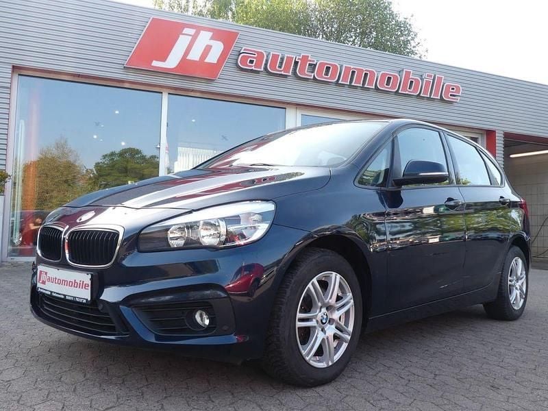 Blau Gebraucht 2015 BMW 218 Active Tourer Van / Kleinbus | 11.480 € (Fairer Preis) - Bild 1/4