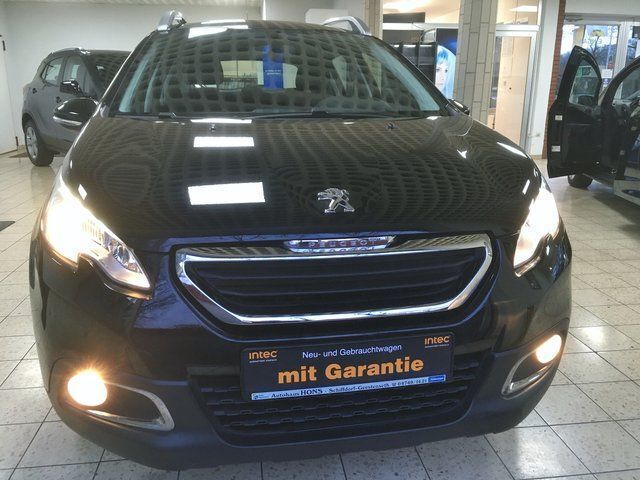 Gebraucht Peugeot 2008 Access 82 PS (60 kW) 2015 Schwarz metallic SUV