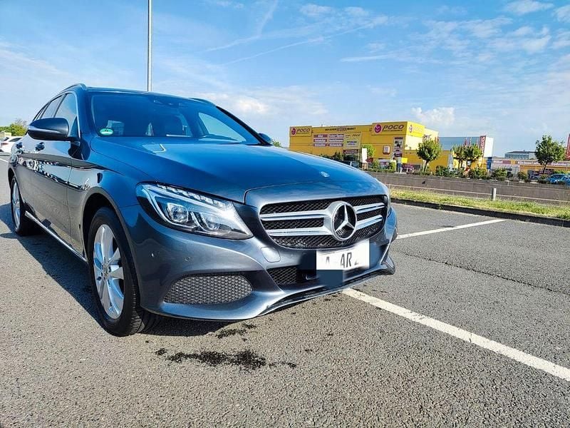 Gebraucht Mercedes C220 170 PS (125 kW) 2015 Grau Limousine