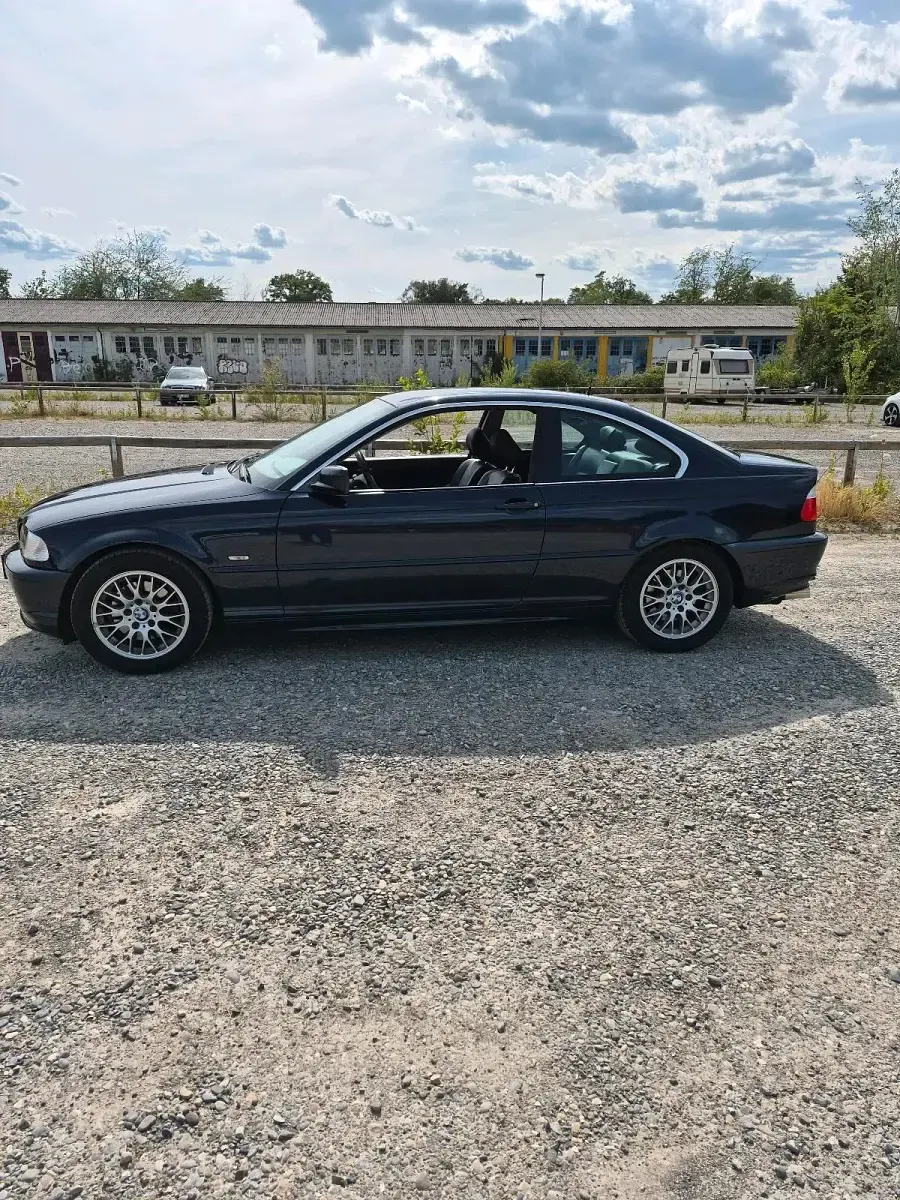 Gebraucht BMW 328 Basis 193 PS (141 kW) 1999 Blau Coupé