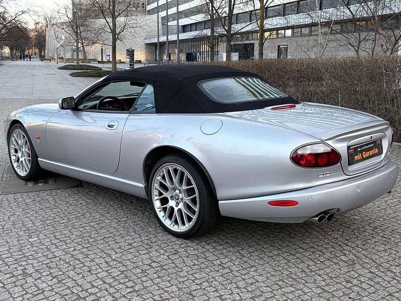 Gebraucht Jaguar XKR 396 PS (291 kW) 2006 Silber Cabrio