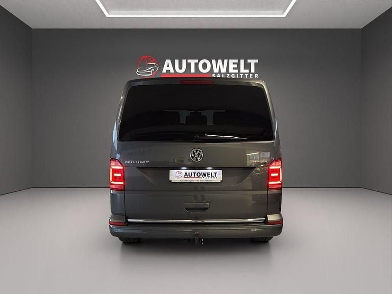 Gebraucht VW Multivan 199 PS (146 kW) 2019 Grau Van
