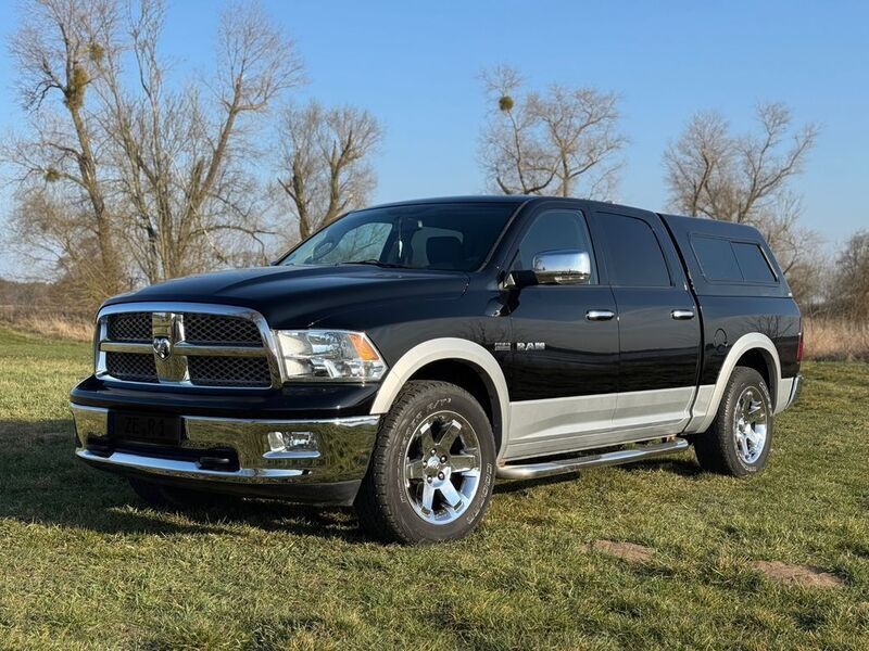 Schwarz Gebraucht 2012 Dodge Ram Abholung | 34.950 € - Bild 1/4