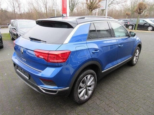Gebraucht VW T-Roc Style 110 PS (80 kW) 2021 Ravennablau metallic schwarz SUV