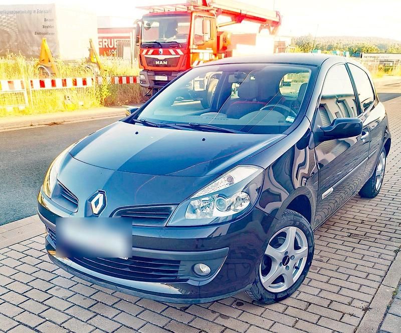 Schwarz Gebraucht 2007 Renault Clio III Rip Curl Kleinwagen | 4.300 € (Teuer) - Bild 1/4