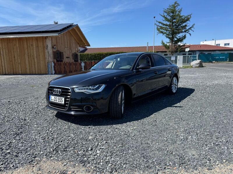 Schwarz Gebraucht 2012 Audi A6 Limousine | 12.000 € (Guter Preis) - Bild 1/4