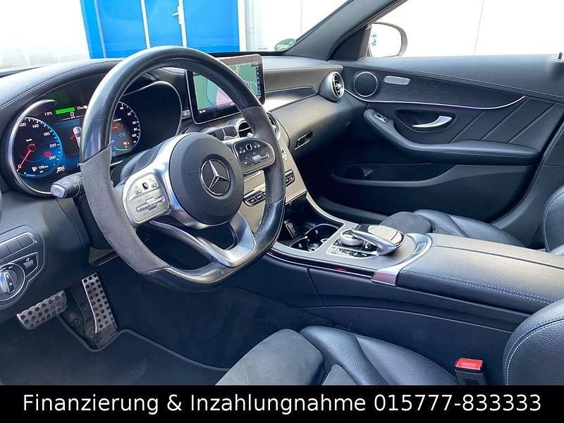 Gebraucht Mercedes C300e AMG 306 PS (225 kW) 2021 Blau Limousine