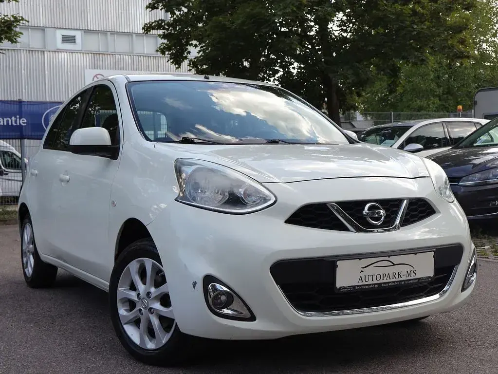 Gebraucht Nissan Micra Acenta 80 PS (58 kW) 2014 Weiß Kleinwagen