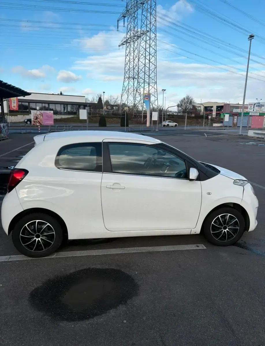 Gebraucht Citroën C1 PureTech 82 PS (60 kW) 2017 Weiß Kleinwagen
