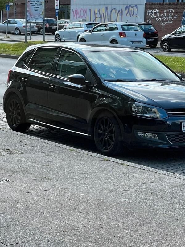 Schwarz Gebraucht 2010 VW Polo Edition Kleinwagen | 4.950 € (Guter Preis) - Bild 1/4