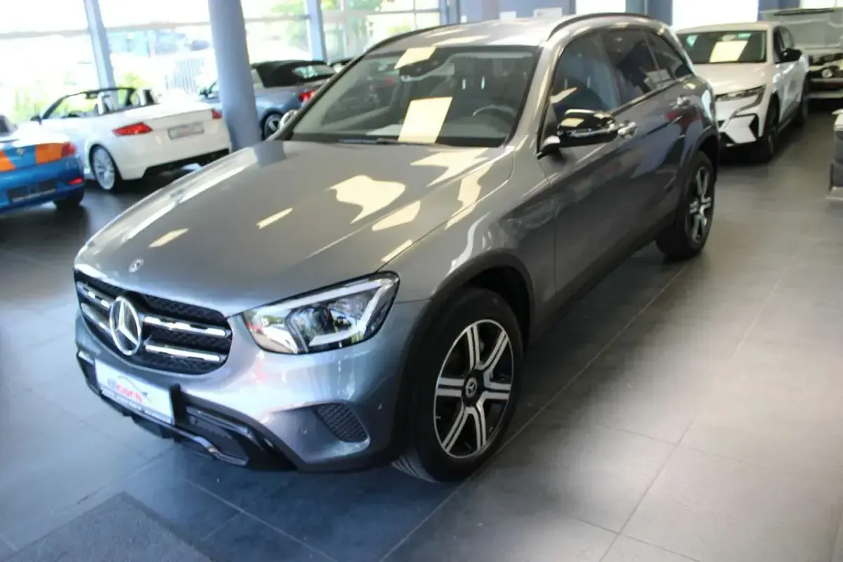 Gebraucht Mercedes GLC400d 330 PS (242 kW) 2020 Grau SUV