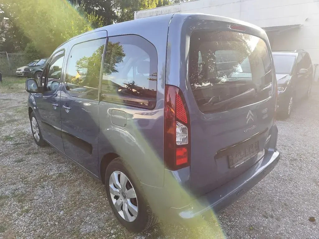 Gebraucht Citroën Berlingo SELECTION 120 PS (88 kW) 2013 Blau Van / Kleinbus