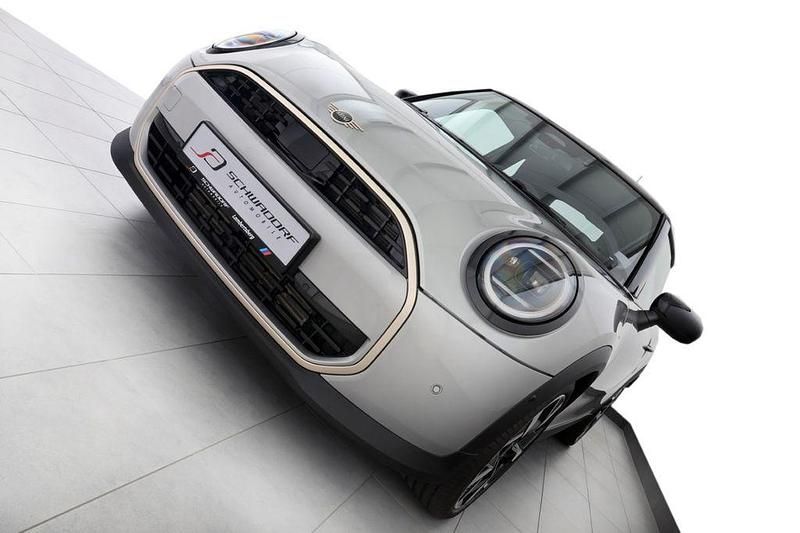 Gebraucht Mini Cooper Favoured 156 PS (114 kW) 2024 Silber Kleinwagen