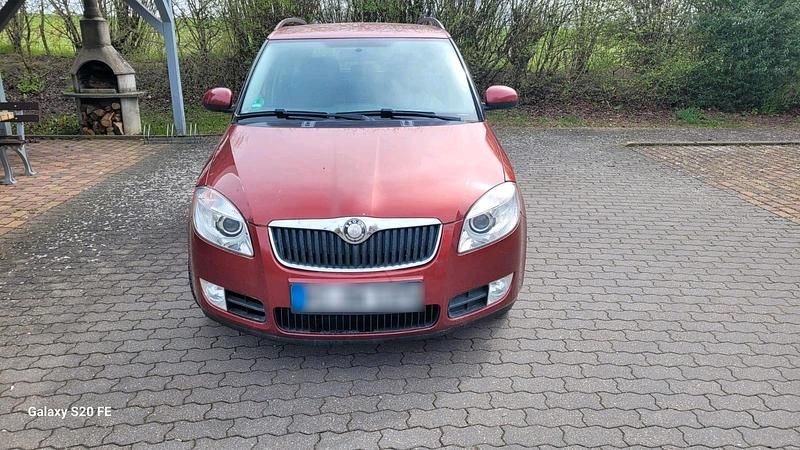 Gebraucht Skoda Fabia 104 PS (76 kW) 2008 Rot Kombi