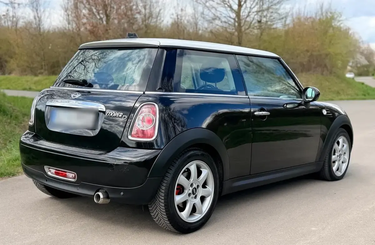 Usado Mini Cooper 111 CV (81 kW) 2013 Negro Utilitario