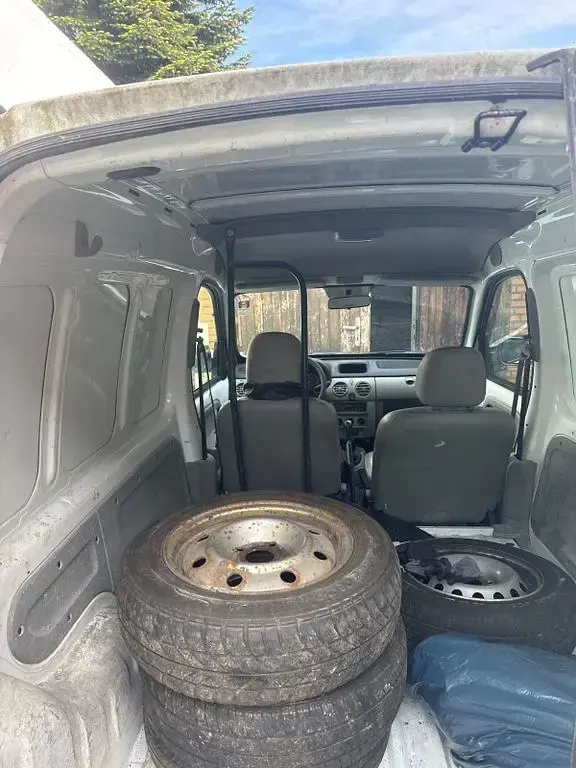 Używany Renault Kangoo 68 KM (50 kW) 2007 Biały Minivan